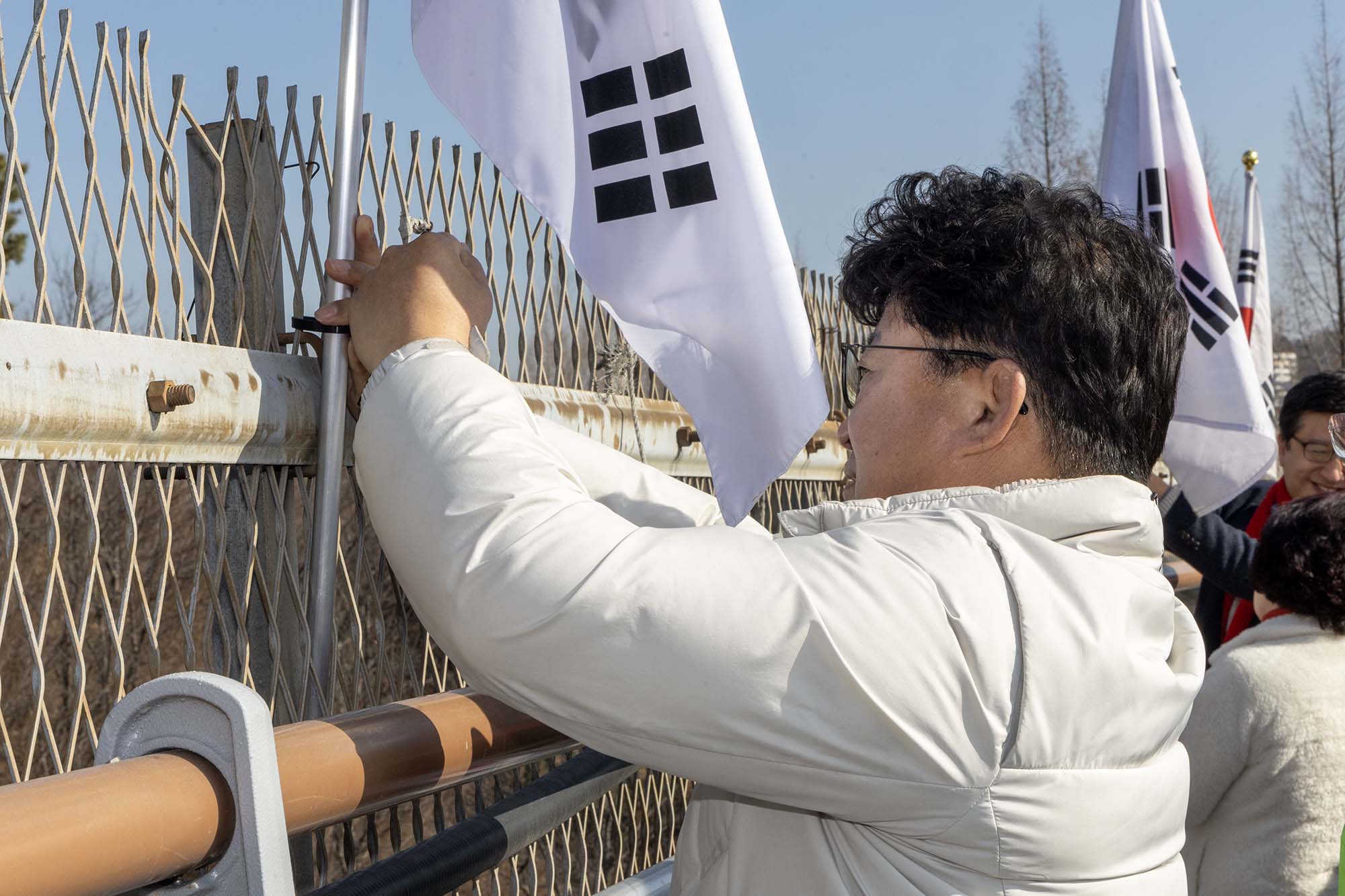 250225_덕암동 3？1절 나라사랑 태극기달기 운동 행사 이미지5