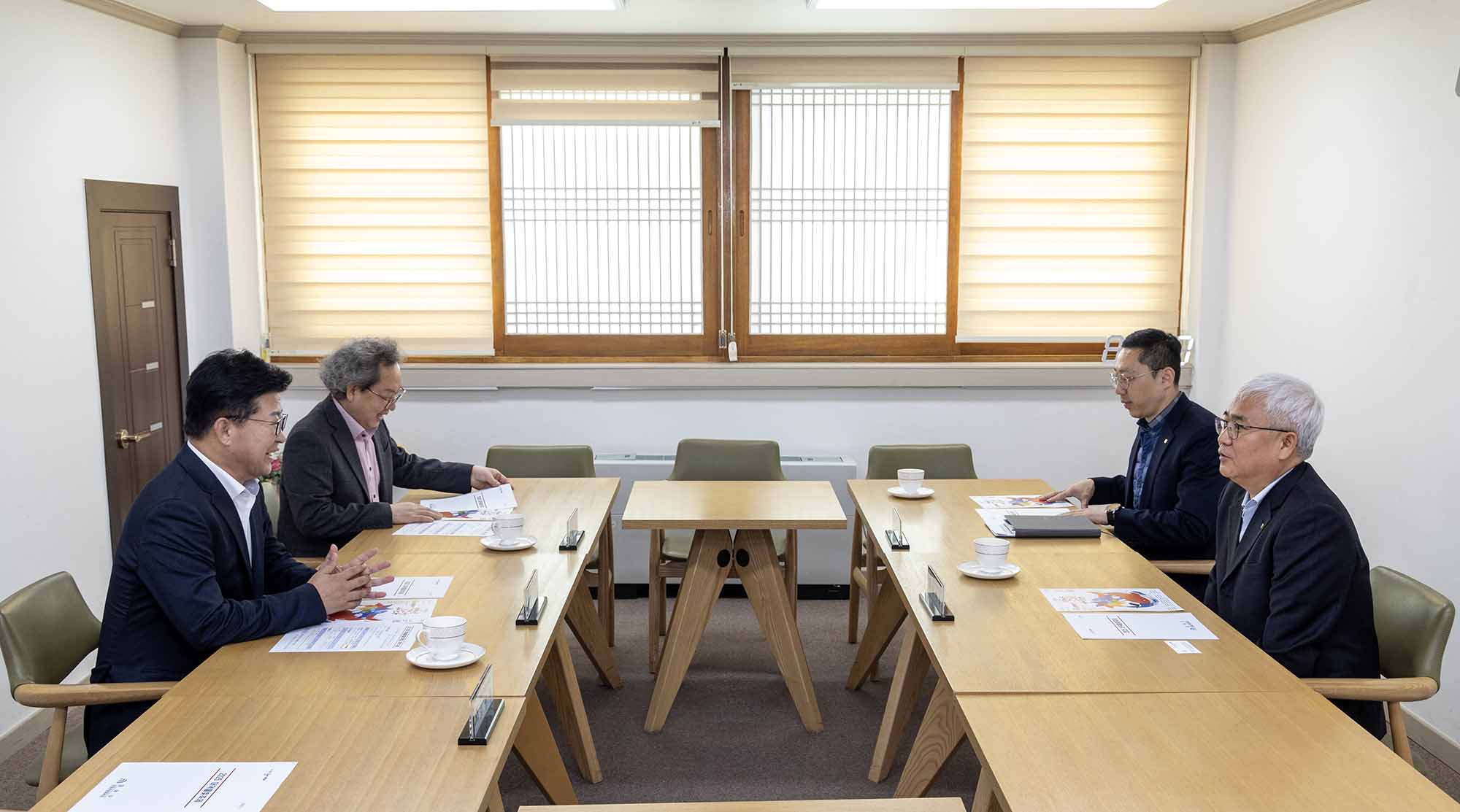 250325_기탁식 - 농협경제지주대전공판장, 대덕물빛축제 후원 이미지2