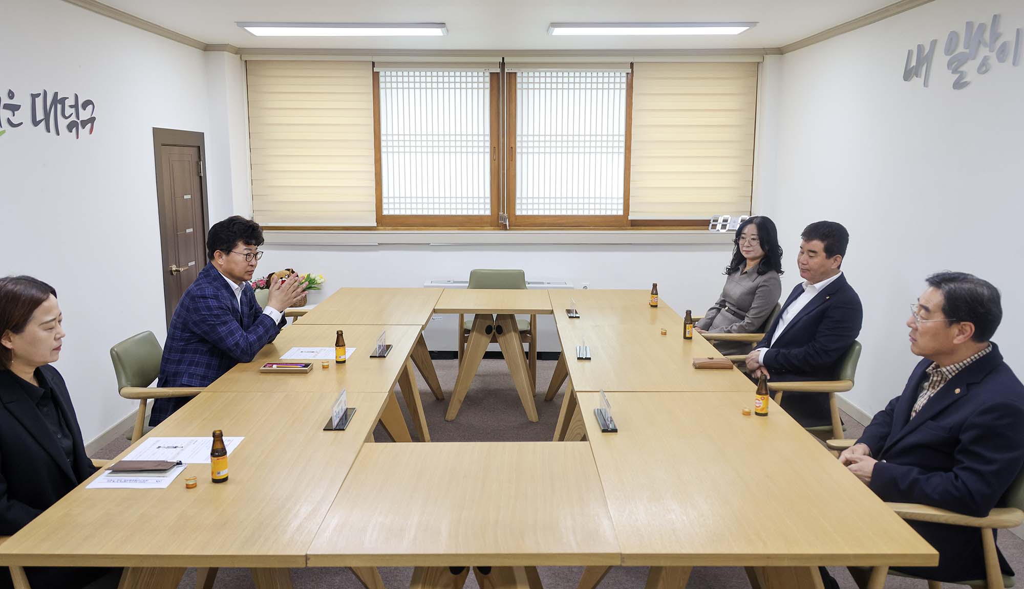 250410_기탁식 - 단체장협의회, 영남지역 산불피해 복구를 위한 성금 기탁 이미지3