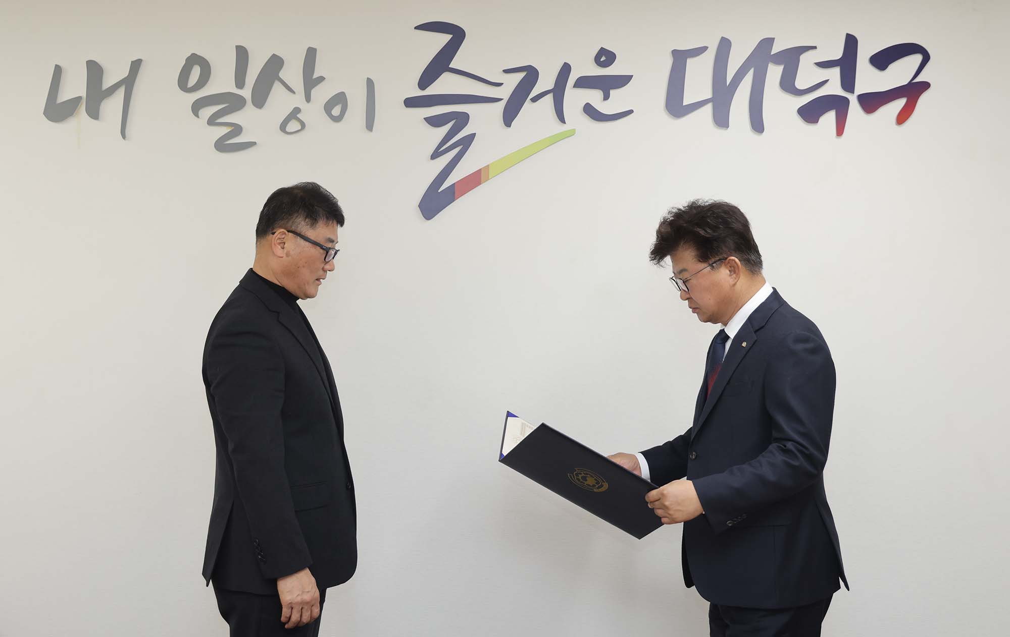 260203_6.25 참전유공자 유족 화랑무공훈장 전수 이미지1