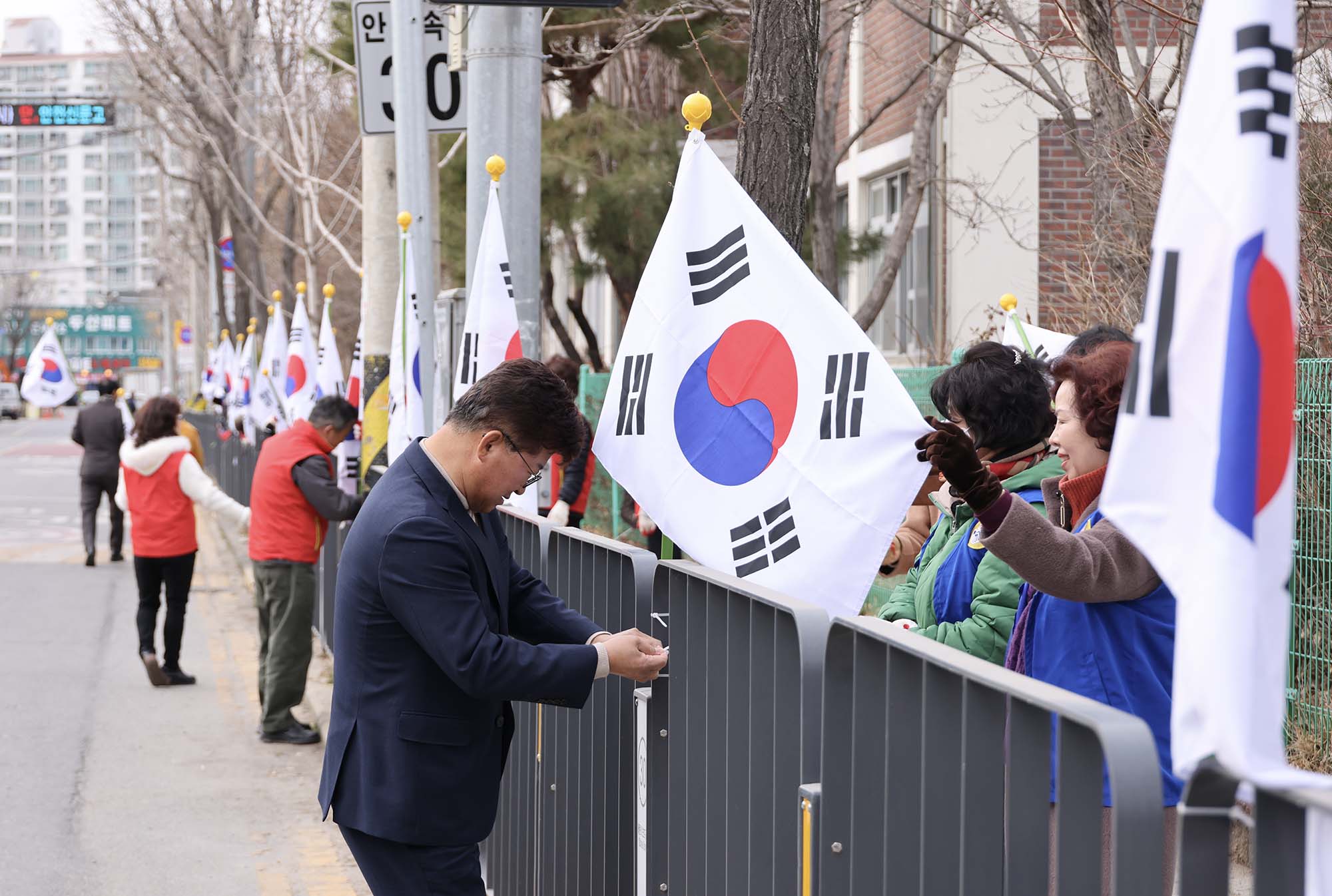 260223_오정동 태극기 거리 조성 이미지5
