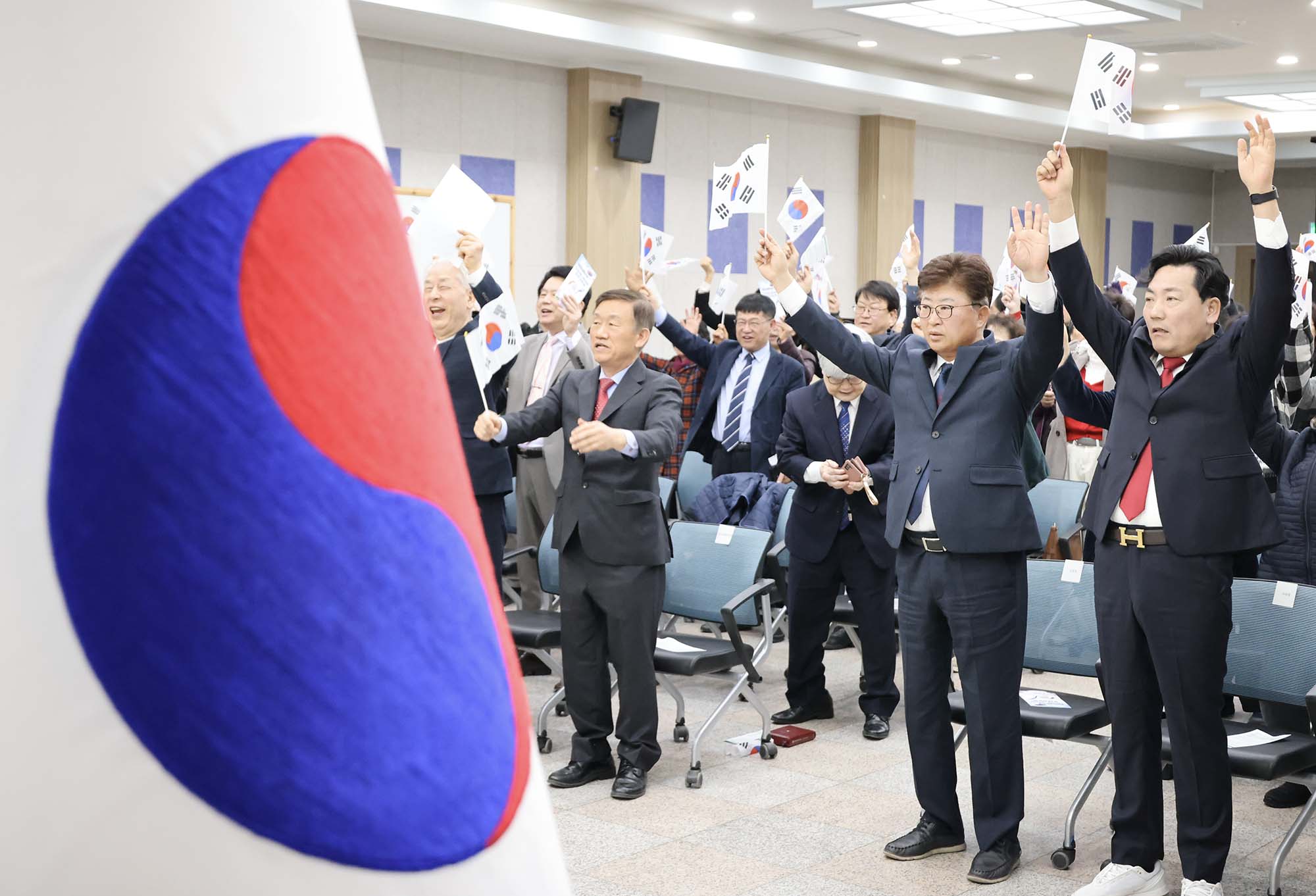 260227_제107주년 3·1절 기념 나라사랑 대덕사랑 새벽기도회 이미지5