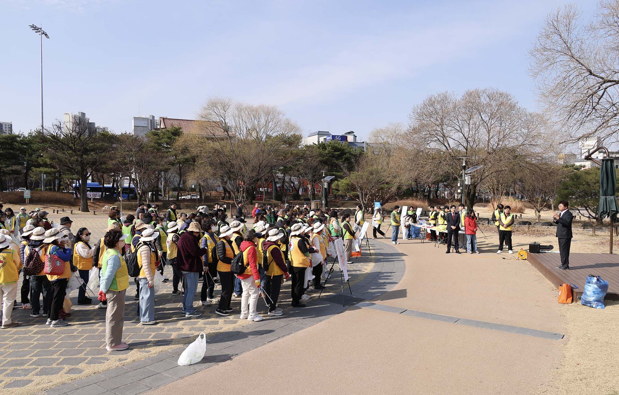 260314_'대덕 환경 지킴이' 탄소중립 자원봉사 캠페인 이미지6