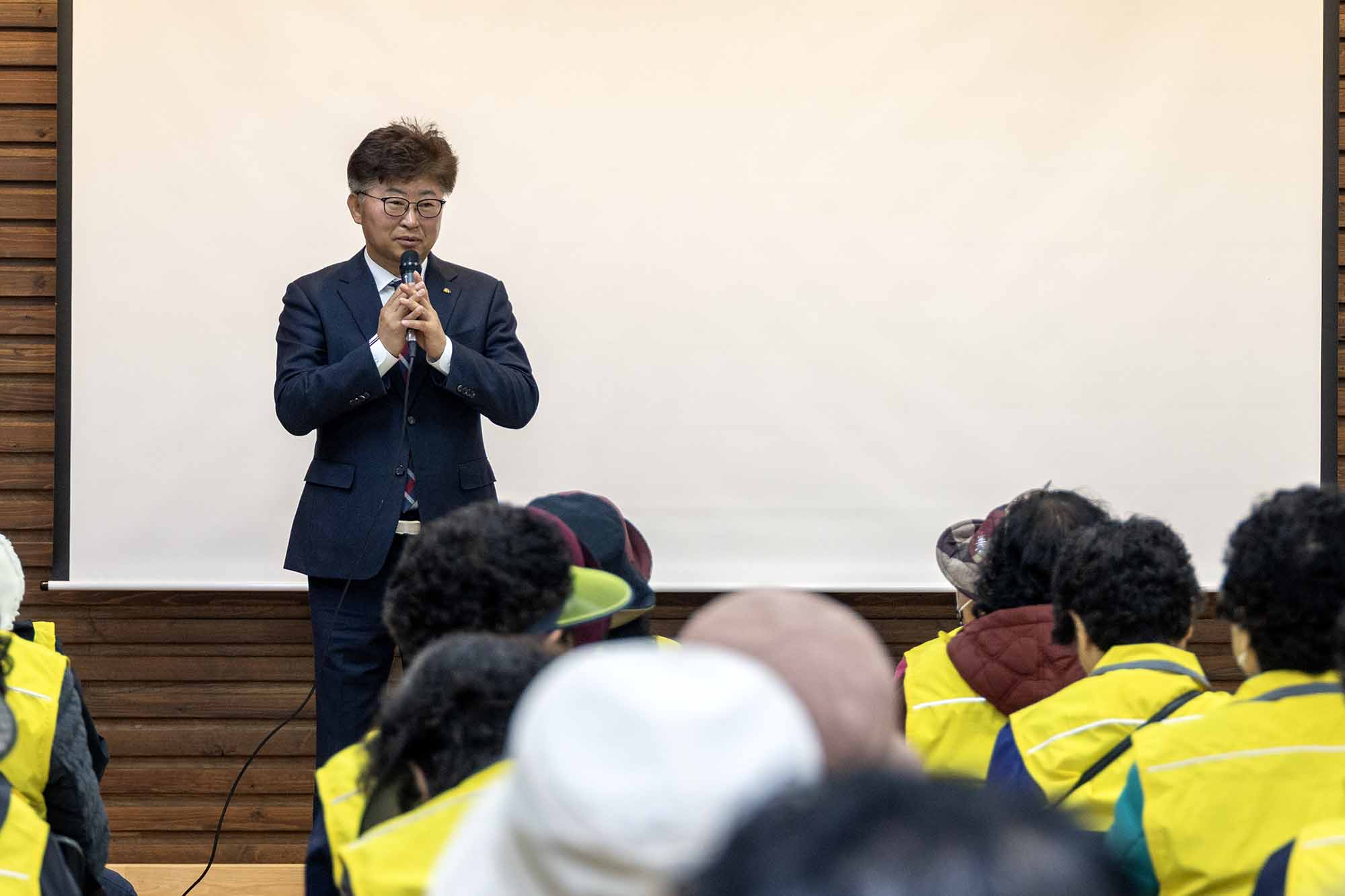 260408_법동종합사회복지관 노인일자리 참여자 안전교육 미리보기 이미지