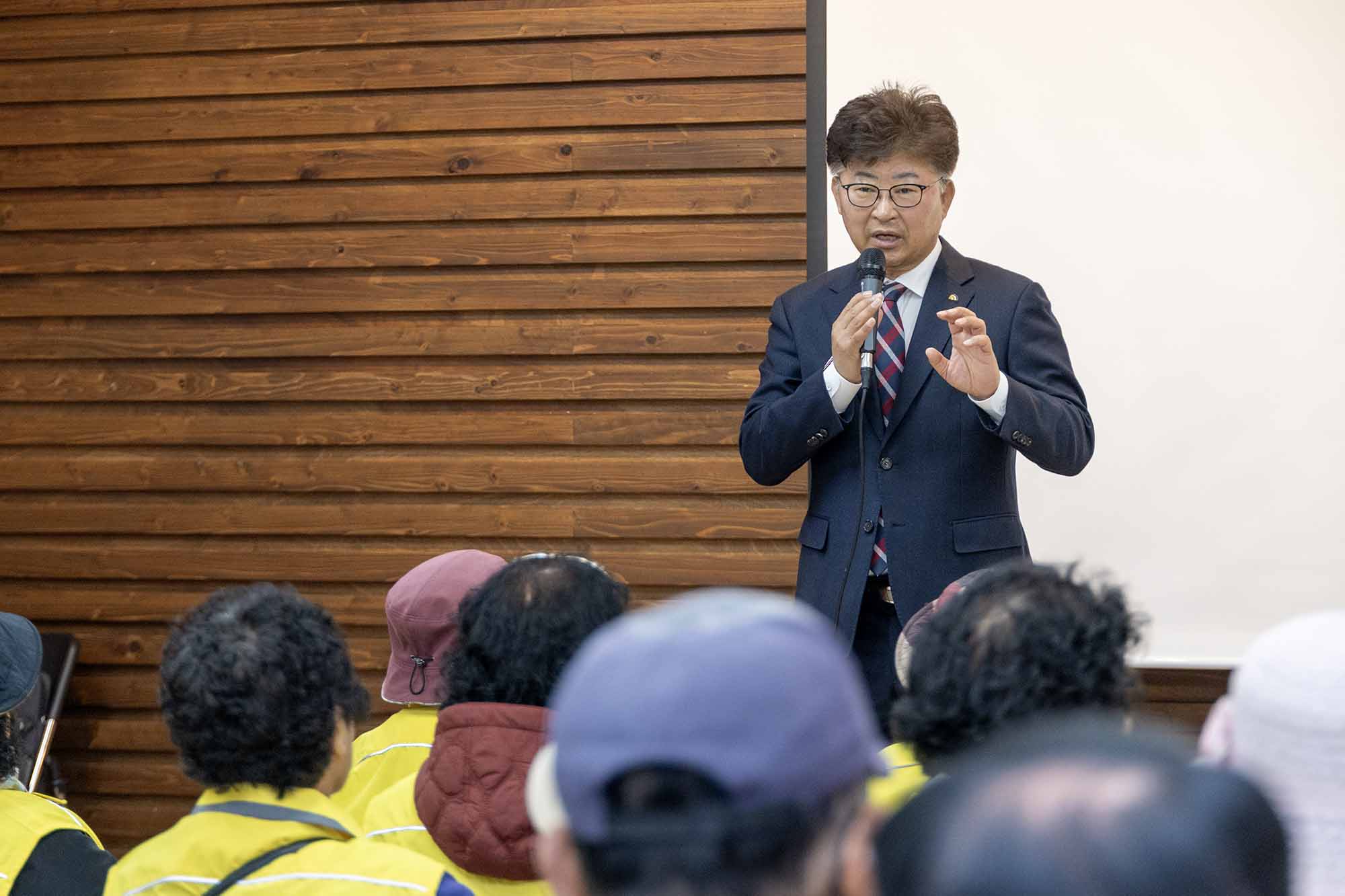 260408_법동종합사회복지관 노인일자리 참여자 안전교육 이미지4