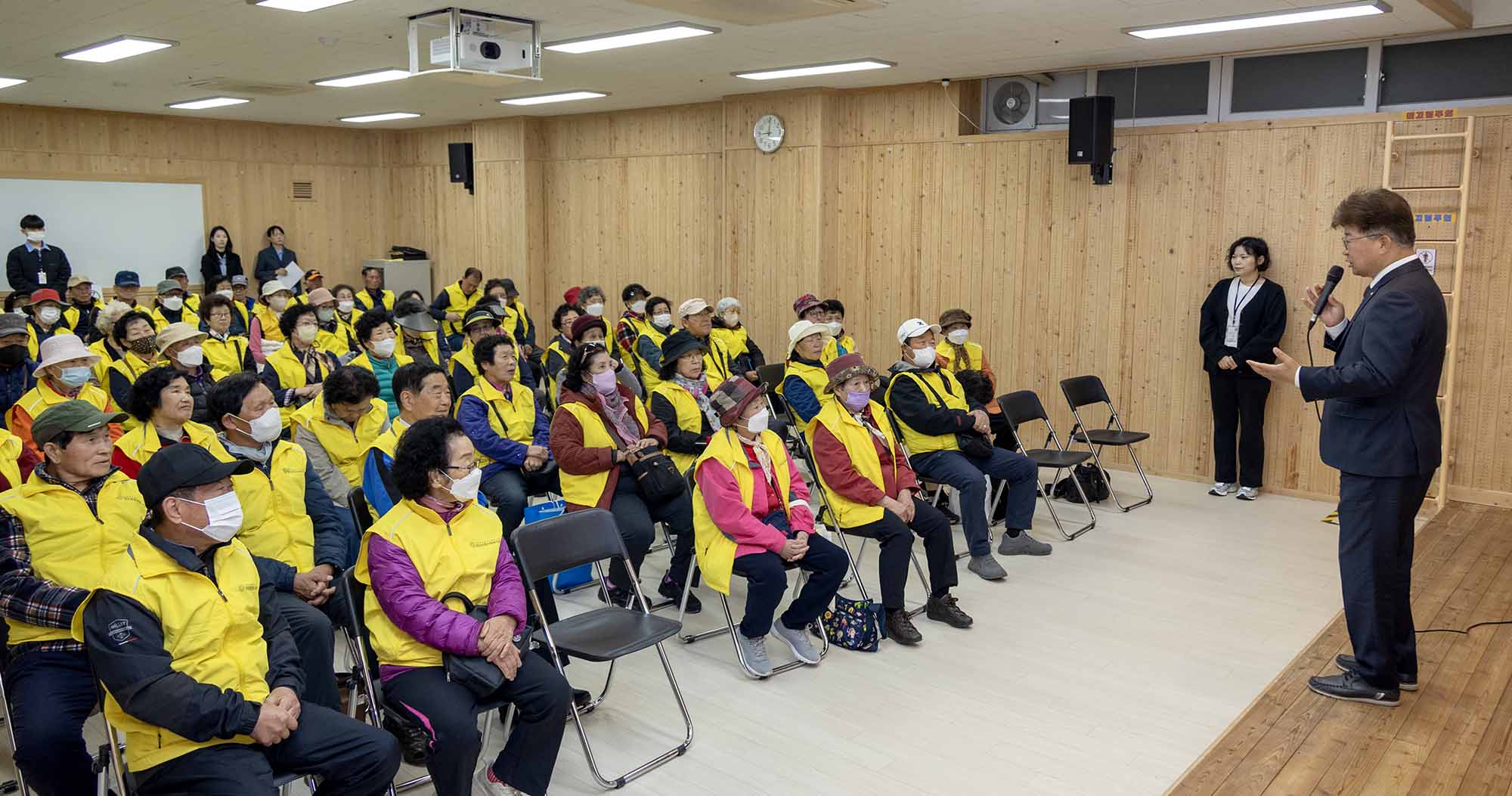260408_법동종합사회복지관 노인일자리 참여자 안전교육 이미지5