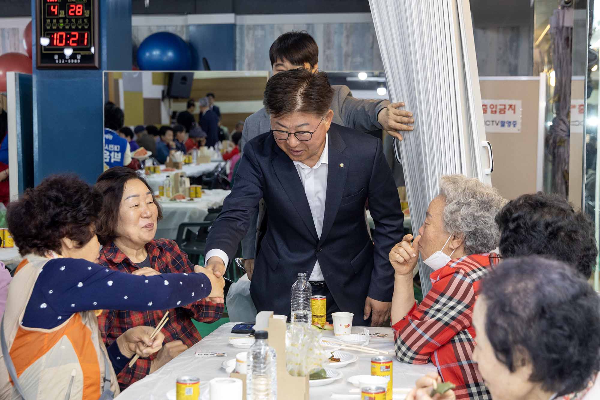 260428_대전북부새마을금고 덕암지점 나누미봉사회 삼계탕 나눔 봉사 이미지1