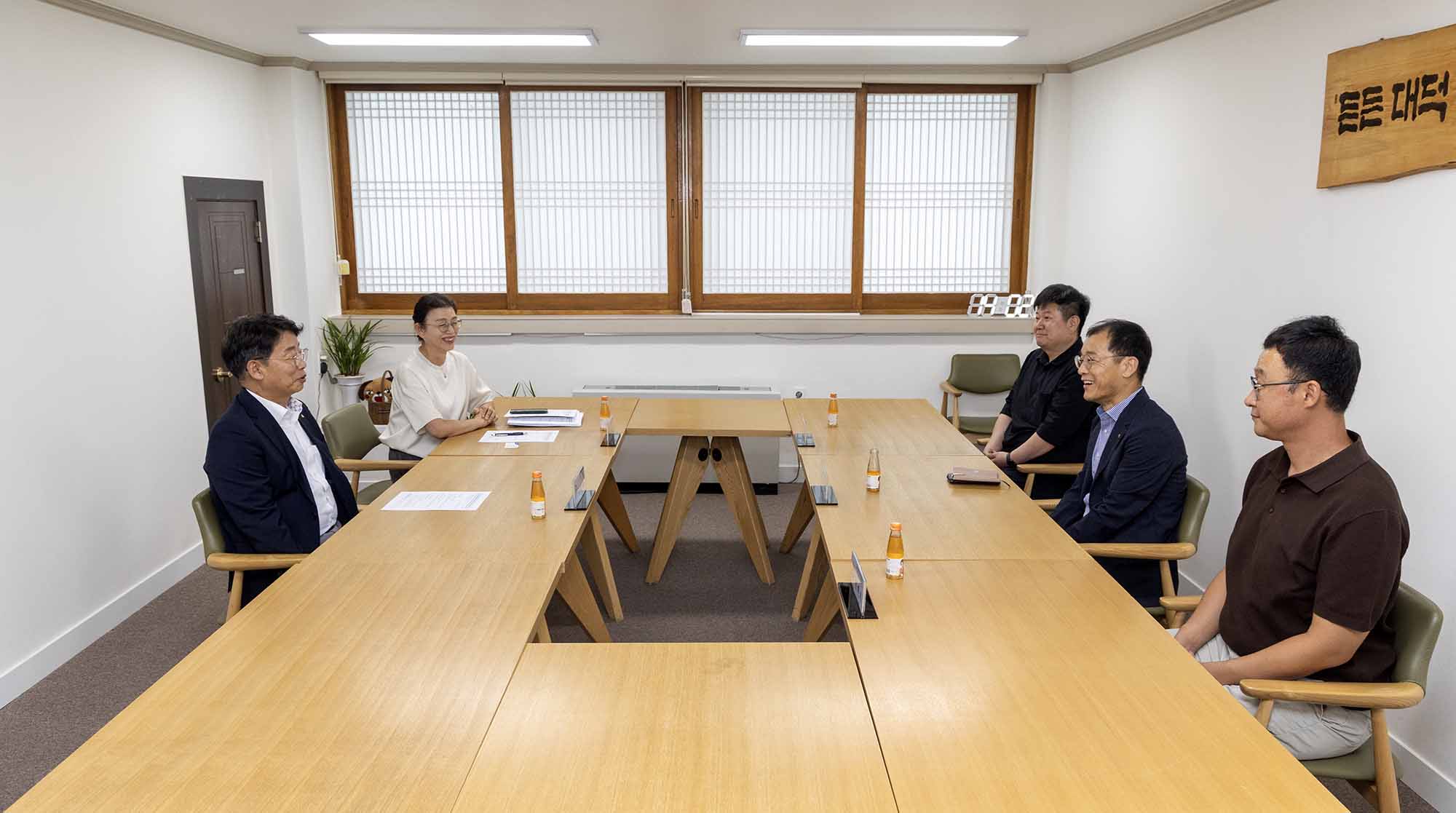 260825_기탁식 - 농협경제지주 대전공판장, 이웃돕기 성금 기탁 이미지2