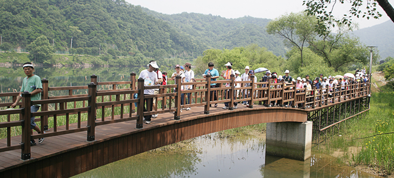 Lohas Happy Road at the Geum River image1